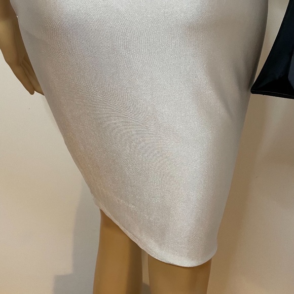 Mod sixties black white one sleeved sheath dress! - Picture 14 of 15